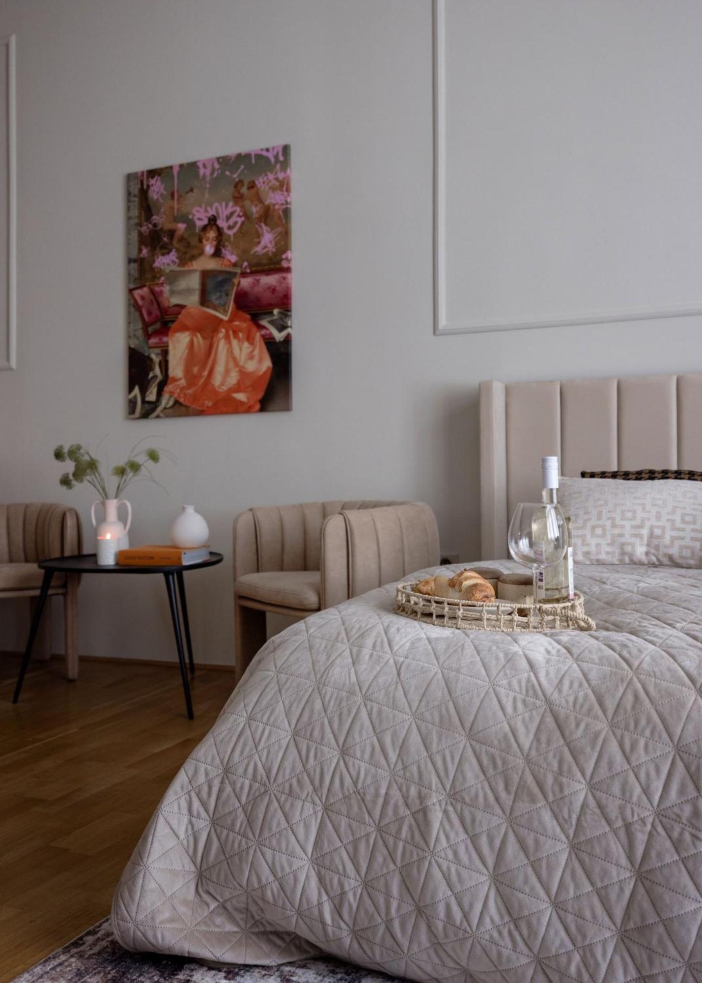 Timeless Elegant Apartment By Opera House Budapest Exterior photo